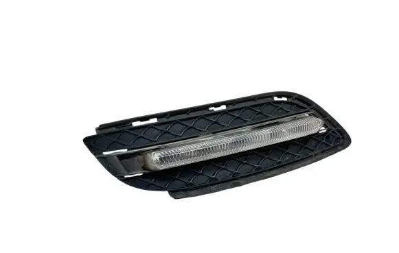 Mercedes-Benz B W246 W242 Front fog light A2049069100 Z606003