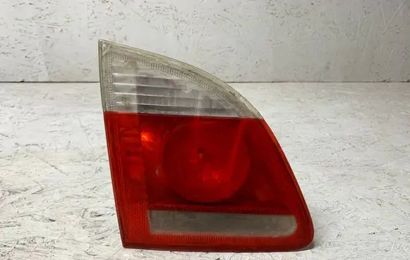 BMW 5 E60 E61 Tailgate rear/tail lights 6935331