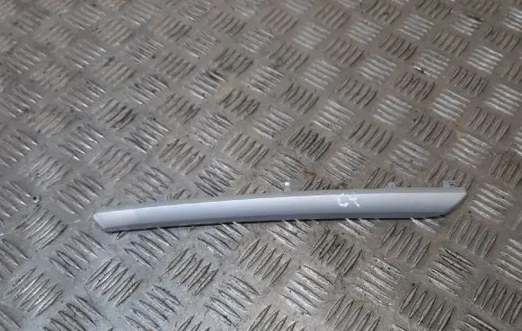 Audi A3 S3 8V Other front door trim element 8V4867409
