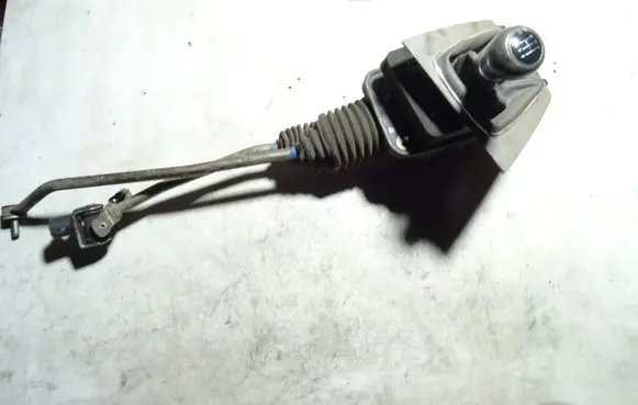 Audi A4 S4 B6 8E 8H Gear shifter/selector 8D0711167 8E0711290 8E0711025