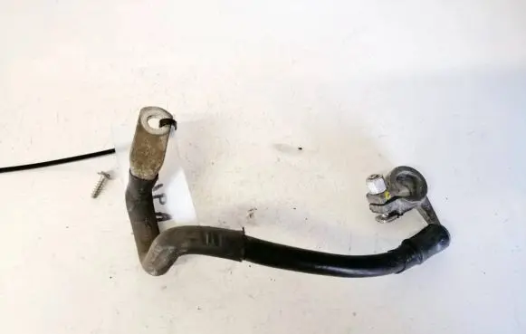 Skoda Octavia Mk2 (1Z) Positive cable (battery) 1t0971235a