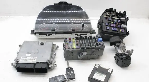 Honda CR-V Engine ECU kit and lock set 37820RFWG53 HR0399054