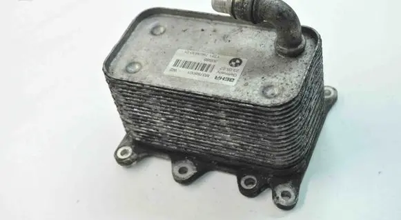 BMW 5 E60 E61 Engine oil radiator 7803830