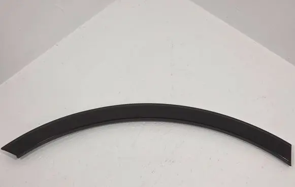 Bentley Bentayga Fender trim (molding) 36A853818BBS1 28022019 046072
