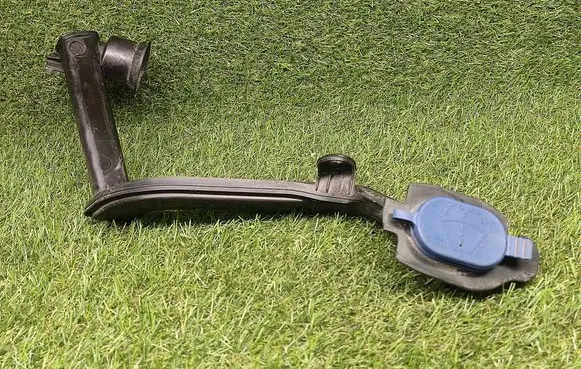 Mercedes-Benz C W205 Window washer liquid tank fill tube A2058600164 A2058690400 2058690400