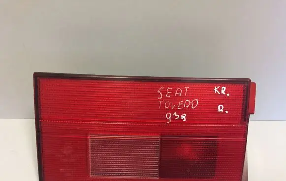 Seat Toledo I (1L) Tailgate rear/tail lights 1L0945093E