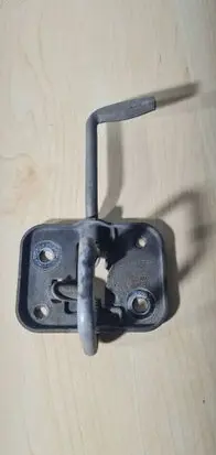 Seat Ibiza IV (6J,6P) Engine bonnet/hood lock/latch loop/hook 6J0823186