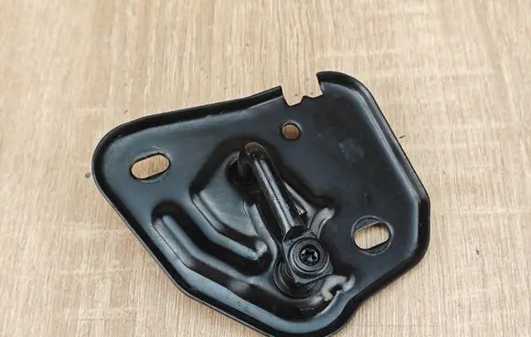Audi A6 S6 C7 4G Engine bonnet/hood lock/latch loop/hook 4G0823186