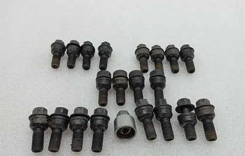 Porsche 911 992 Spare wheel bolt