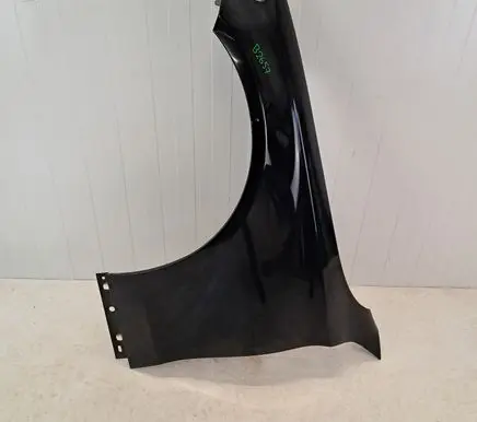 Mercedes-Benz C W205 Fender B2657