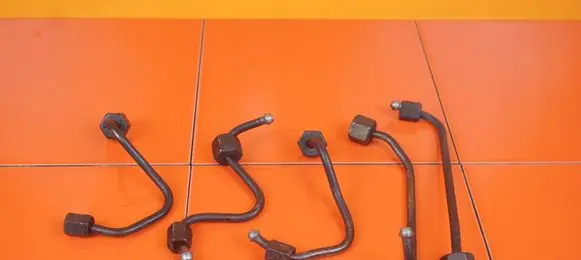Alfa Romeo Giulietta Fuel injector supply line/pipe 55250536 940A5000