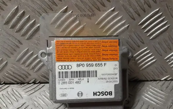 Audi A3 S3 8P Airbag control unit/module 8P0959655F