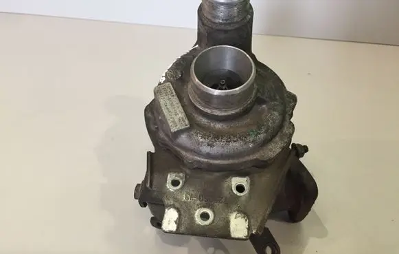 Jaguar S-Type Turbo 4R8Q6K682AK 72642312