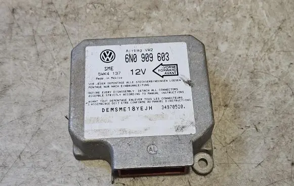 Volkswagen Transporter - Caravelle T4 Airbag control unit/module 6N0909603