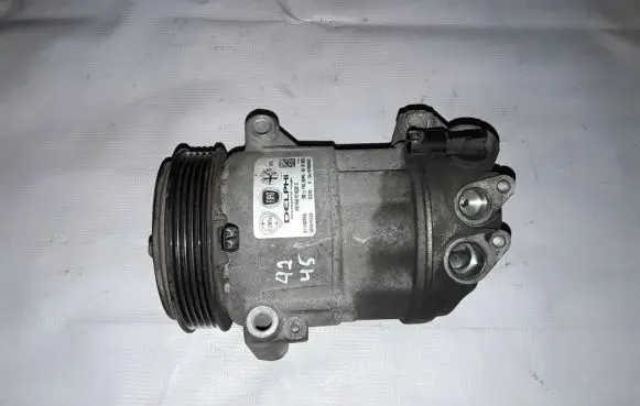 Alfa Romeo Giulietta Air conditioning (A/C) compressor (pump) 50509534