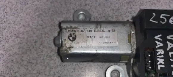 BMW 5 E39 Wiper motor 8361640