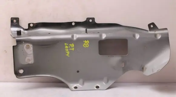Audi R8 42 Fender mounting bracket 420809854