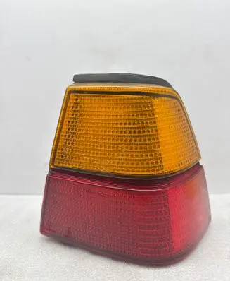 Volkswagen PASSAT B2 Rear/tail lights 321945112T