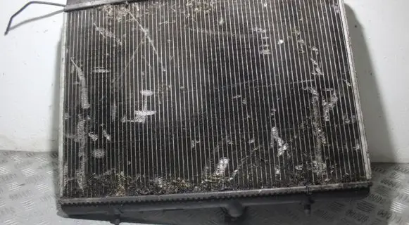 Citroen C4 I Picasso Coolant radiator 9680533480
