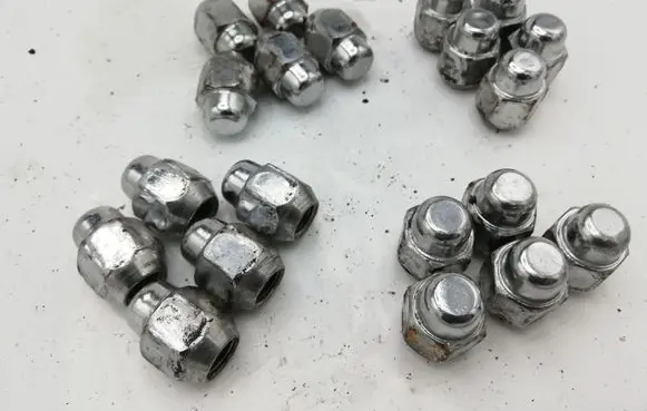 Hyundai ix 55 Nuts/bolts NOCODE