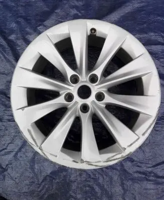 Tesla Model S R19 alloy rim 105933700A
