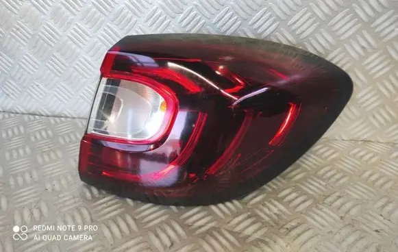 Renault Captur Rear/tail lights 265506738R