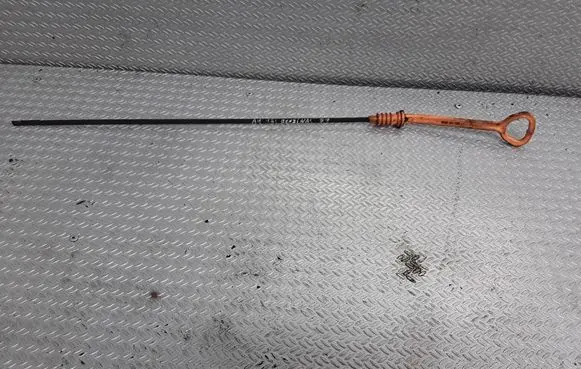 Audi A4 S4 B5 8D Oil level dip stick 053115611C