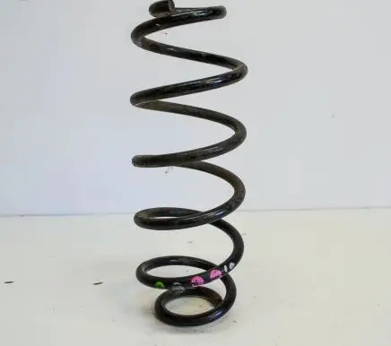 Volkswagen Golf I Rear coil spring