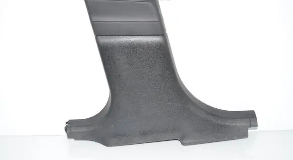 (B) pillar trim (bottom)