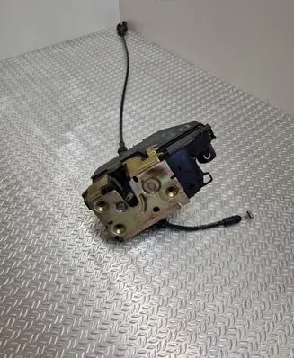 Renault Laguna II Front door lock