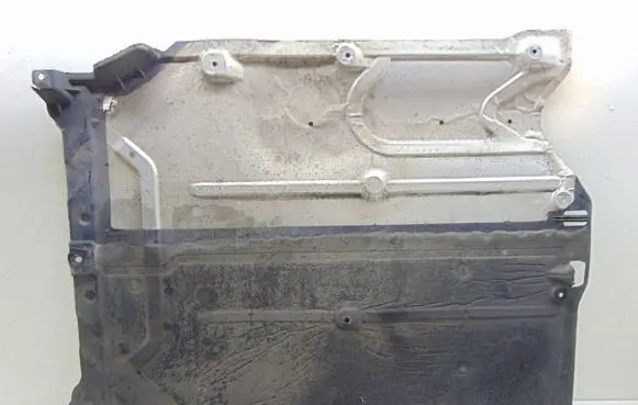 Mercedes-Benz C W206 Engine splash shield/under tray A2065201600