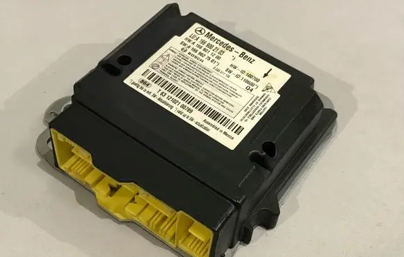 Mercedes-Benz ML W166 Airbag control unit/module A1669002103 A1669011200 A1669027501
