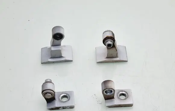 Front door hinge set