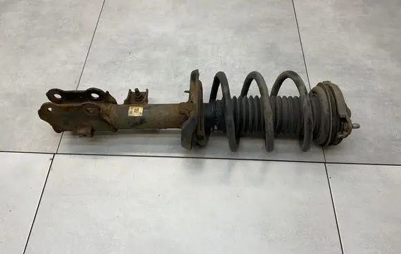 Hyundai Tucson TL Front shock absorber/damper 54650D7050