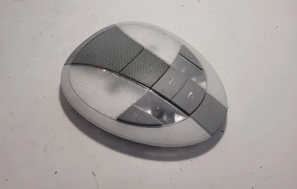 Mercedes-Benz E W211 Front seat light A2118202201 0004361541 2JM00825700