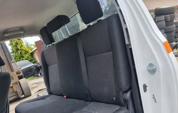 Seat set