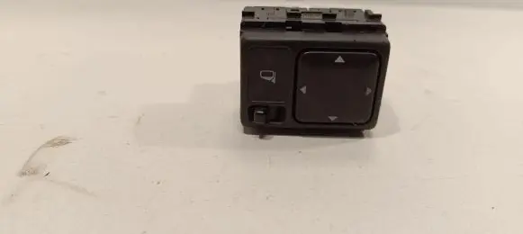 Nissan X-Trail T31 Wing mirror switch