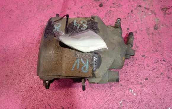 Seat Ibiza IV (6J,6P) Front brake caliper