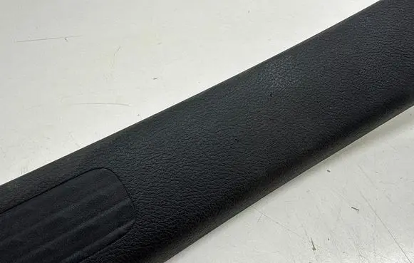 Dodge RAM Rear sill trim cover 6BM81TRMAB