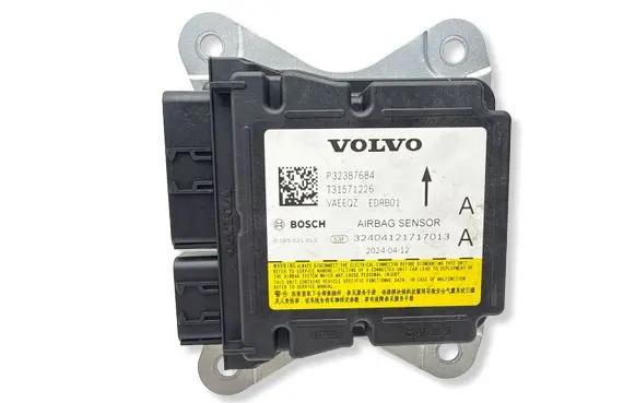 Volvo XC40 Engine block P32387684