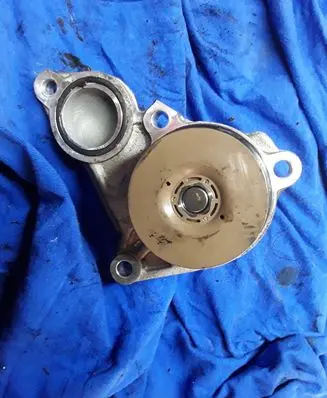 Hyundai ix35 Water pump