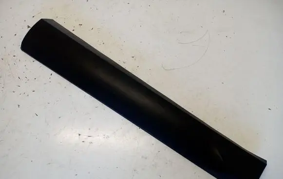 Hyundai Tucson IV NX4 Front door trim (molding) 