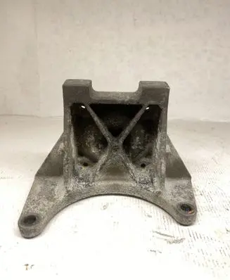 Dodge Challenger Gearbox mounting bracket 05147200AD