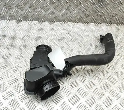 BMW 4 F32 F33 Air intake duct part 8601681