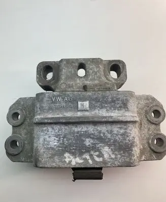 Seat Altea Engine mount bracket 1K0199555 1K0199555M