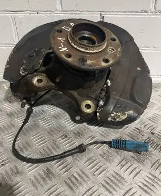 BMW X1 E84 Front wheel hub