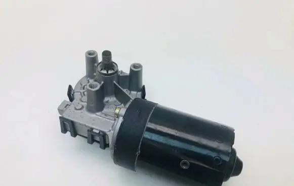 Volkswagen New Beetle Wiper motor 1J1955113A