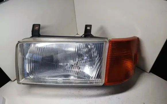 Volkswagen Transporter - Caravelle T4 Headlight/headlamp 30213636900 0244437 HELLA