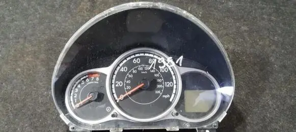 Mazda 2 Speedometer (instrument cluster) d3dp98a