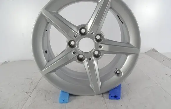 BMW 1 F20 F21 Original wheel cap 6866302